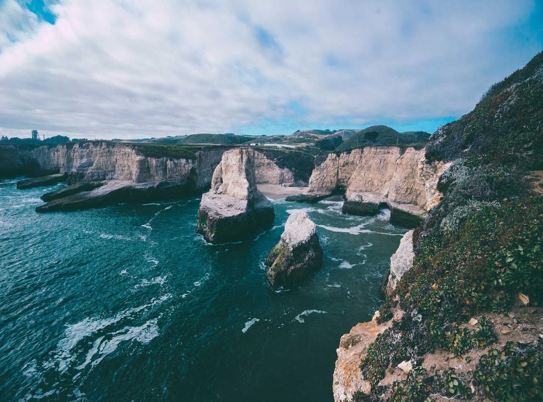 Competitive Drama: The Biggest Stories in Esports