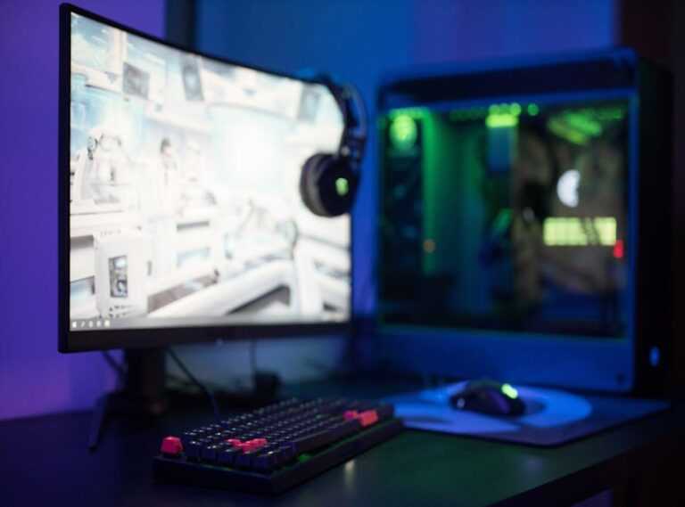 gaming monitor 2023